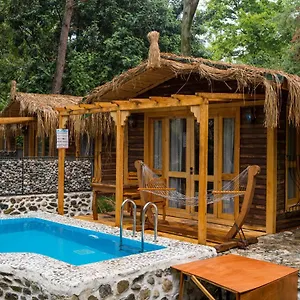 Suna Village & Отель